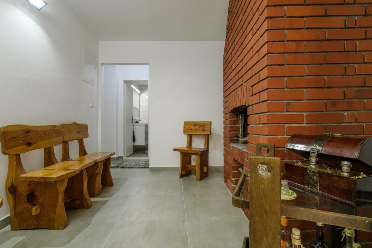 House Niko Apartment Kaštela Exterior foto